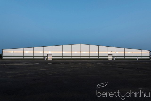 Tama raktárcsarnok átadó ünnepség 48